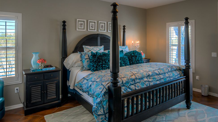 Creosote Ridge Way Exterior Bedroom